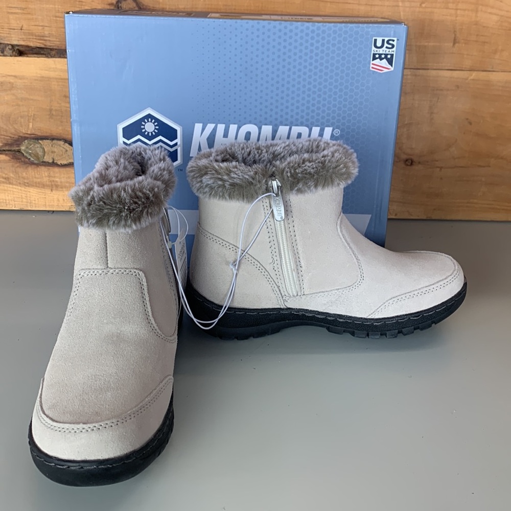 NIB Women’s Khombu Iris All Seasons Leather Zipper Boot Cream - Picture 6 of 6